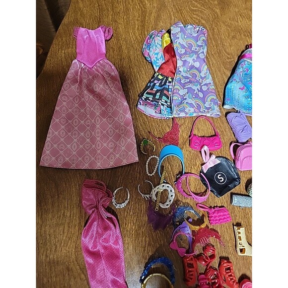 Barbie Fashion Dolls Mix Match fashion Boutique items Dress shoes jewelry - Picture 3 of 16